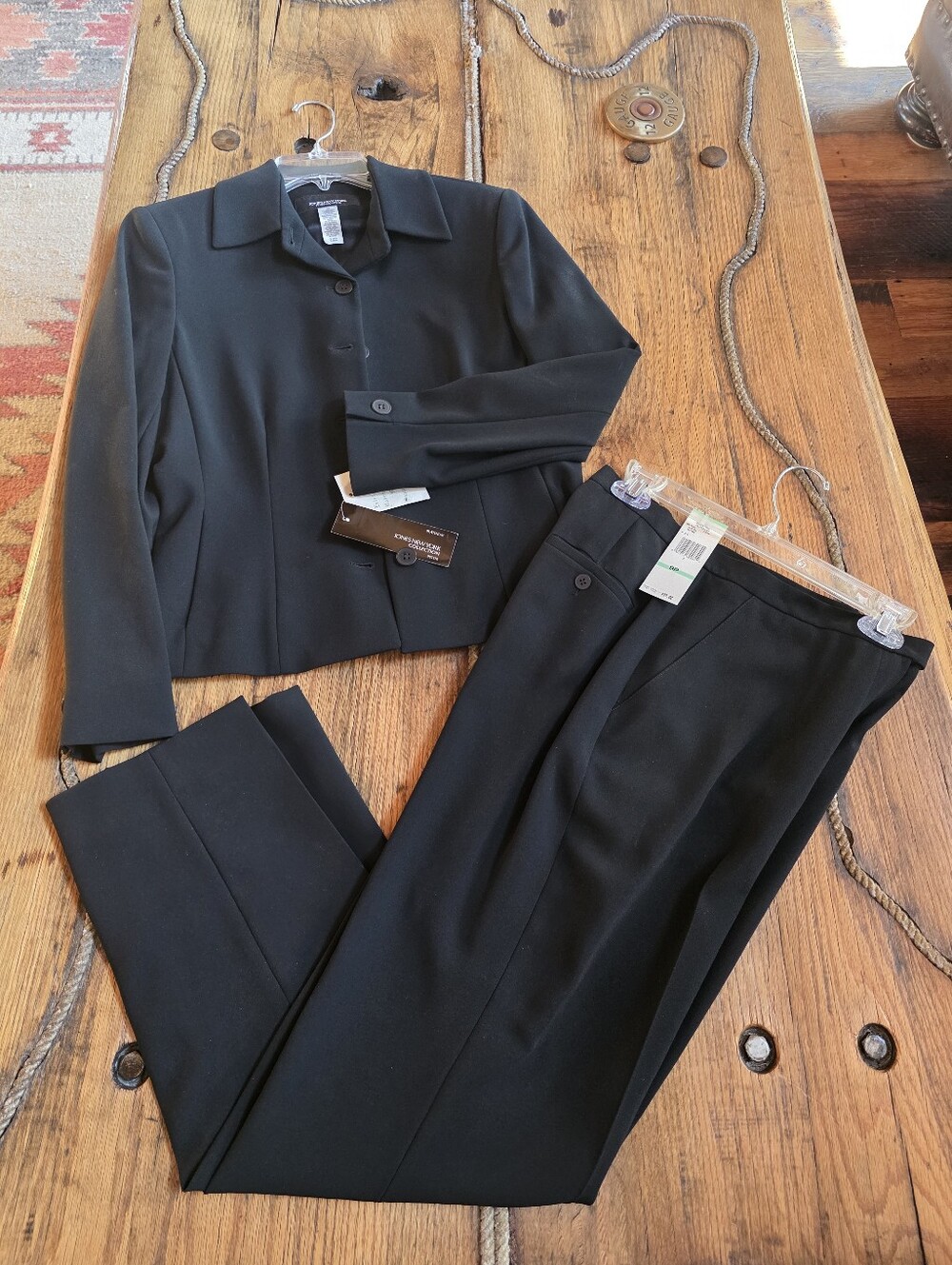 NWT Platinum Jones Of New York Black Two-Piece Women's Suit Jacket & Pants 8P